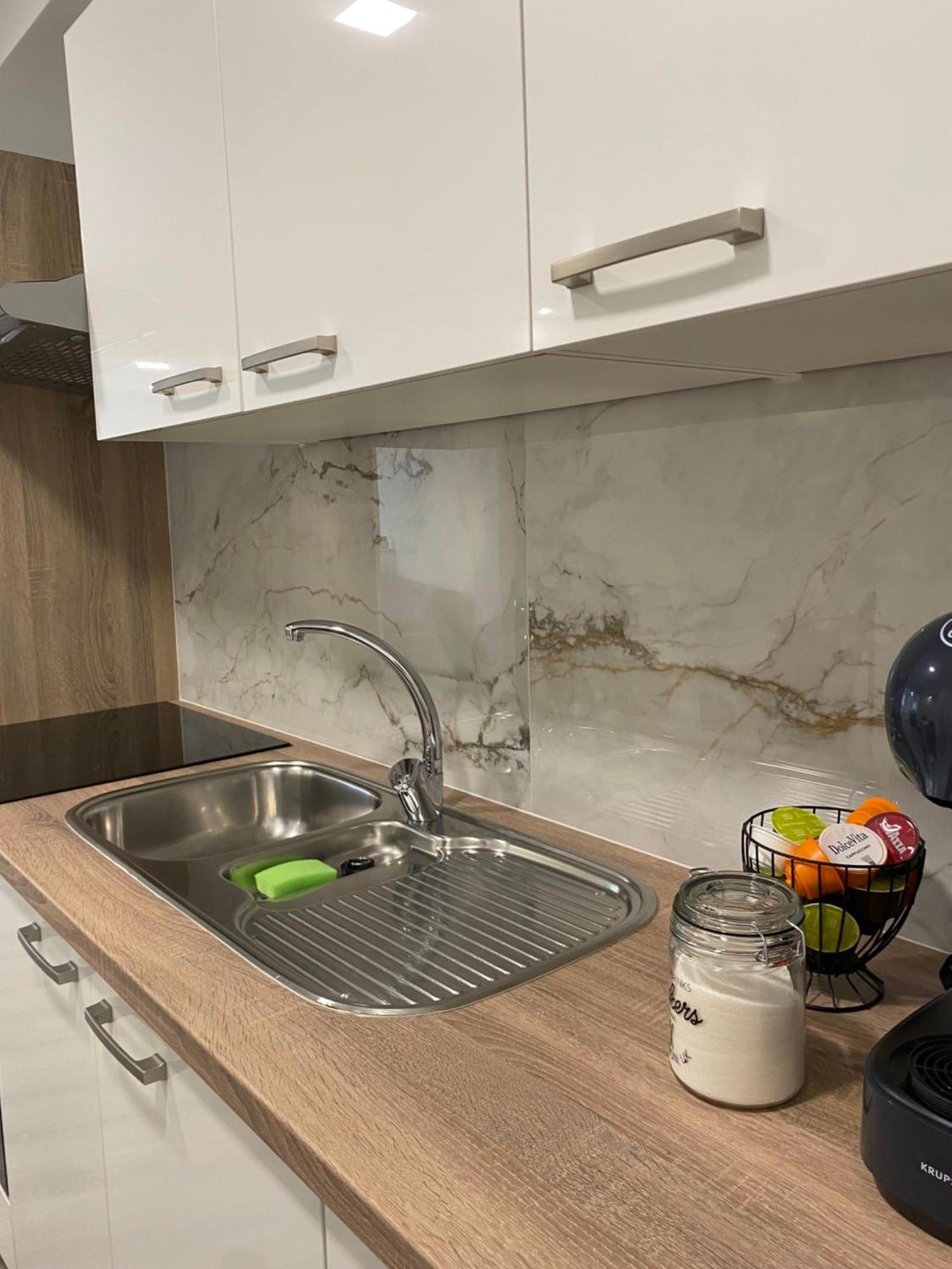 Apartma La Vita โคเปร์ ภายนอก รูปภาพ