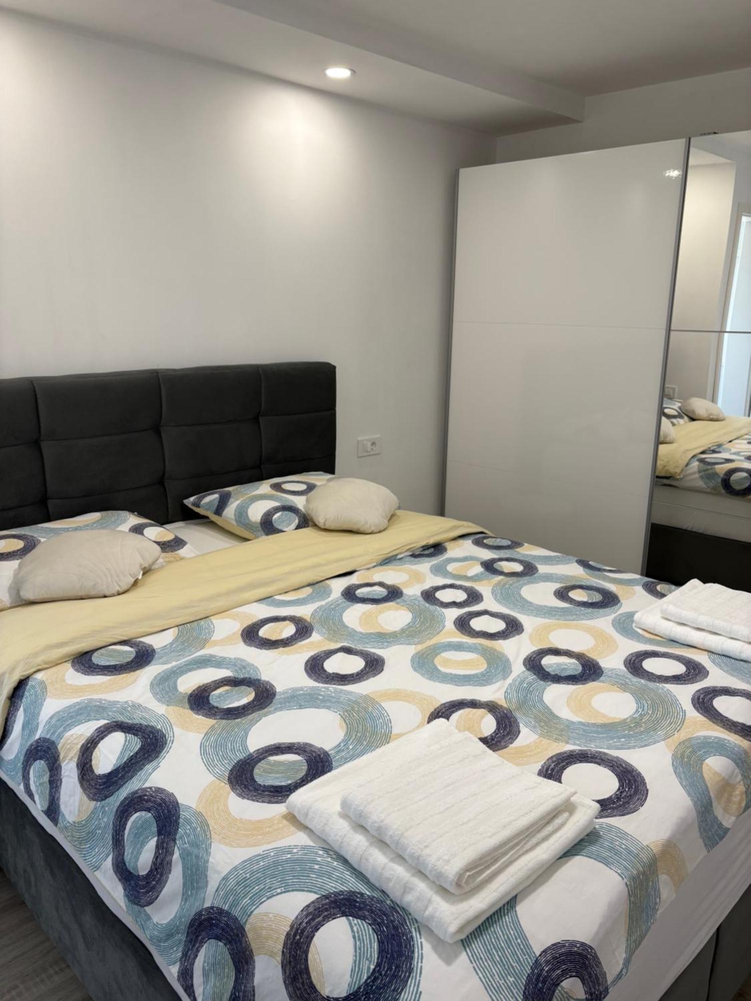 Apartma La Vita โคเปร์ ภายนอก รูปภาพ